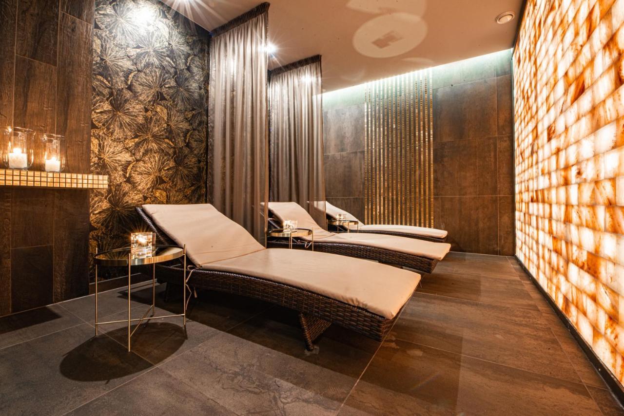 Hotel Nadmorski Леба Екстериор снимка